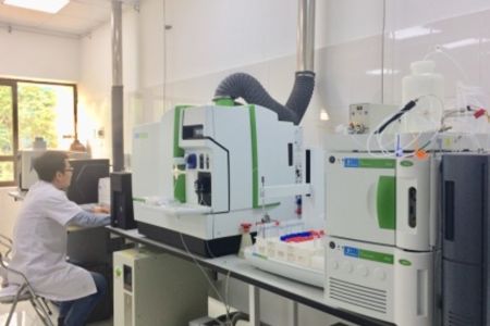 Thiết bị sắc ký lỏng hiệu năng cao ghép nối phổ khối lượng sử dụng nguồn cảm ứng cao tần plasma (HPLC-ICP-MS)