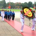 Tuổi trẻ Viện Hàn lâm KHCNVN tổ chức sinh hoạt chính trị ngoại khóa tại Lăng Chủ tịch Hồ Chí Minh