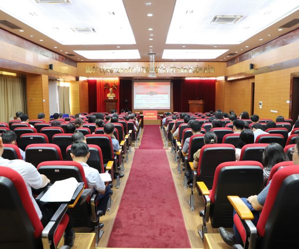 Hội nghị toàn quốc quán triệt và triển khai thực hiện Nghị quyết Hội nghị lần thứ hai Ban Chấp hành Trung ương Đảng khóa XIV