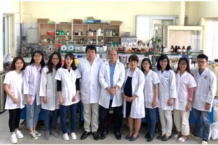 Nghiên cứu mới về hai loài cây thuốc tiềm năng Tai chua và Trai lý