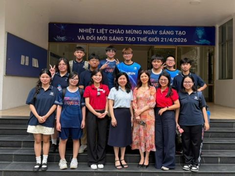 Viện Hóa học tổ chức hoạt động chào mừng các ngày lễ lớn của đất nước trong tháng 5